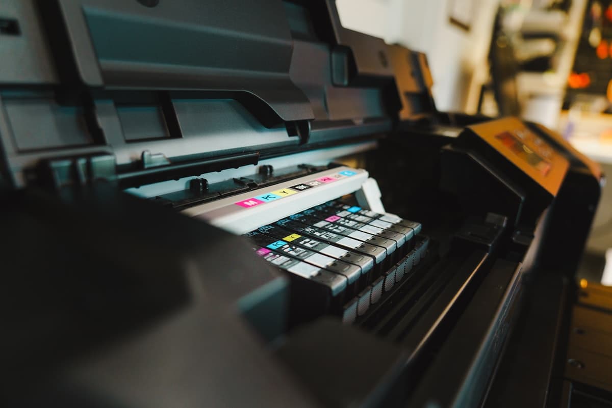 Offset vs Digital Printing: Which Is Right for Your Project?